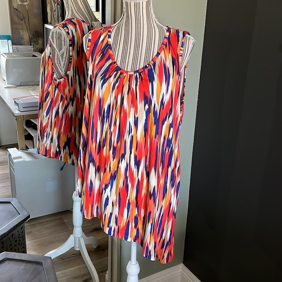 Grace, sleeveless tunic, 2X vibrant & beautiful